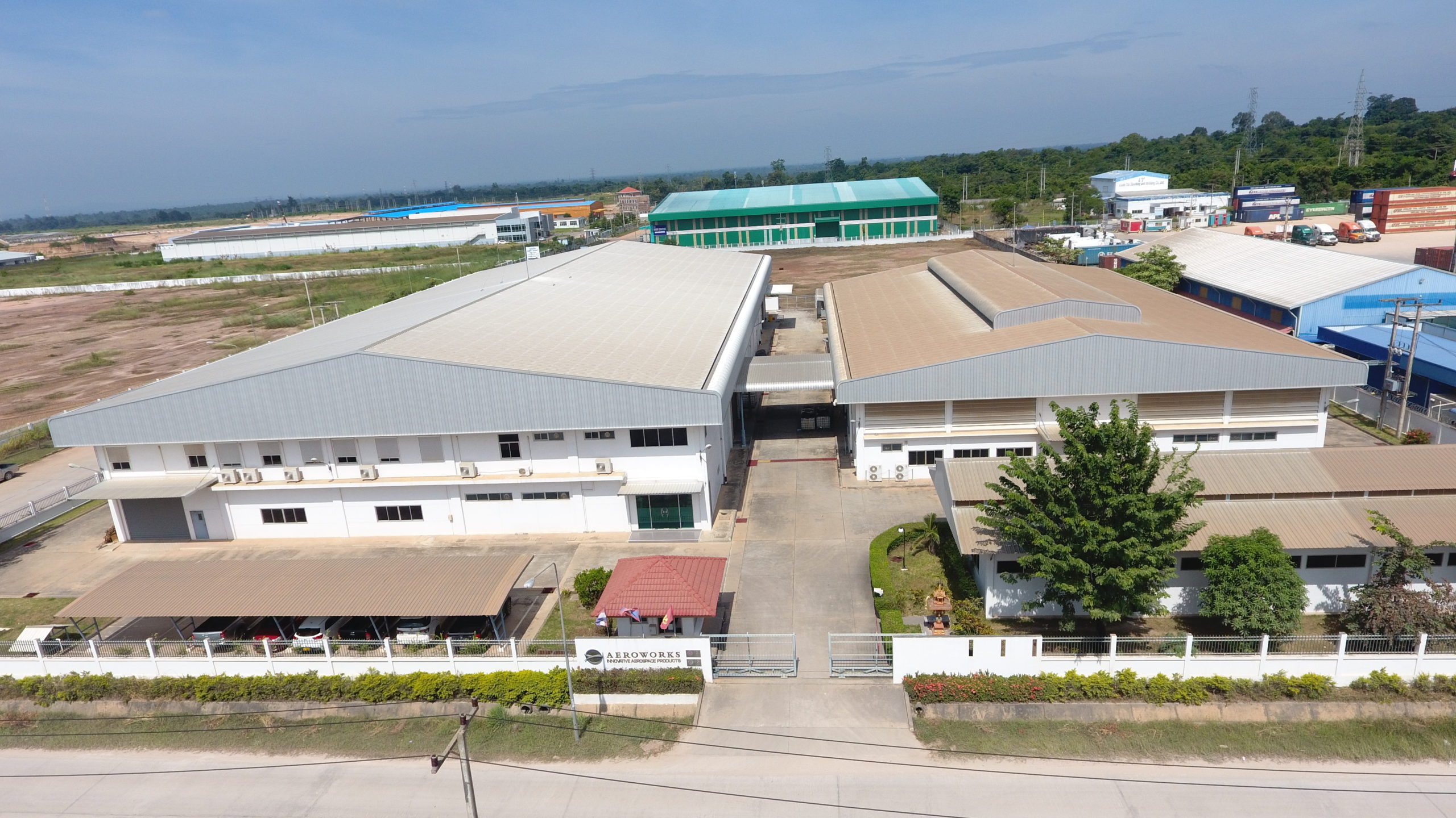 ໂຮງງານ Aeroworks Lao ພາຍໃນ Savan Park